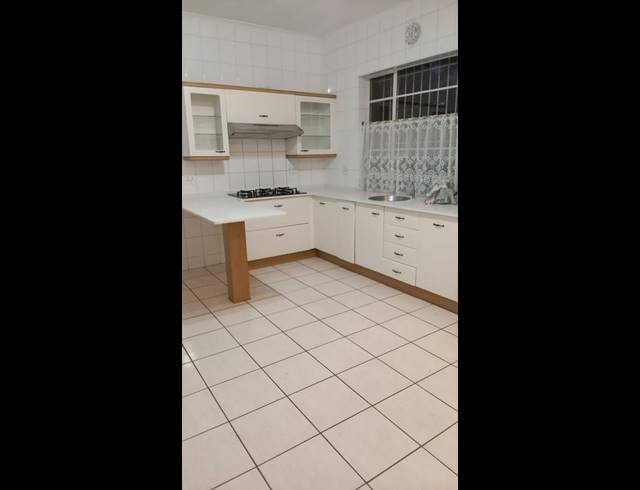 3 BEDROOM PROPERTY TO RENT IN KENSINGTON